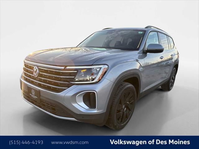 2026 Volkswagen Atlas SE with Technology for sale in Johnston, IA