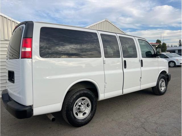 2017 Chevrolet Express LS