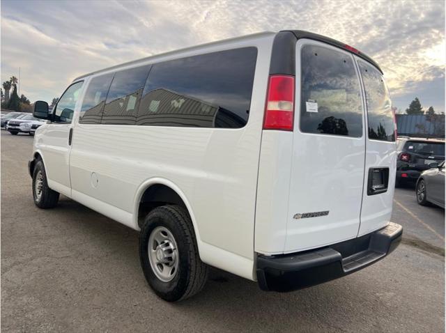 2017 Chevrolet Express LS