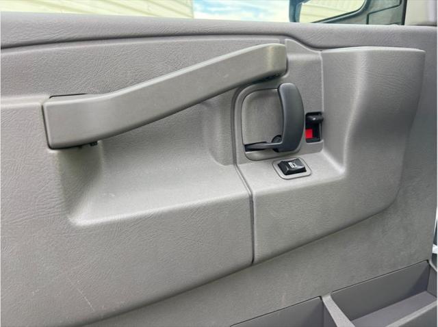 2017 Chevrolet Express LS