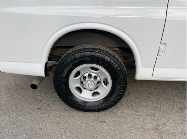 2017 Chevrolet Express LS