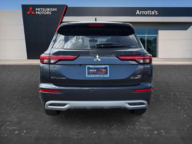 2025 Mitsubishi Outlander PHEV SE S-AWC