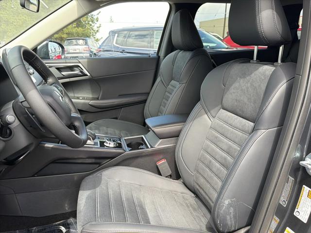 2025 Mitsubishi Outlander PHEV SE S-AWC
