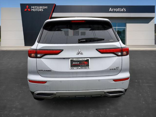 2025 Mitsubishi Outlander PHEV SE S-AWC