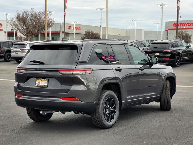 2026 Jeep Grand Cherokee GRAND CHEROKEE LAREDO ALTITUDE 4X4 2026 Jeep Grand Cherokee GRAND CHEROKEE LAREDO ALTITUDE 4X4