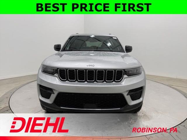 2026 Jeep Grand Cherokee GRAND CHEROKEE LAREDO 4X4