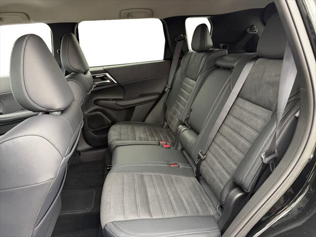 2025 Mitsubishi Outlander PHEV SE S-AWC