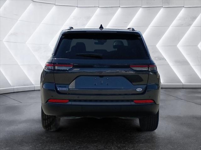2026 Jeep Grand Cherokee Altitude 4x4