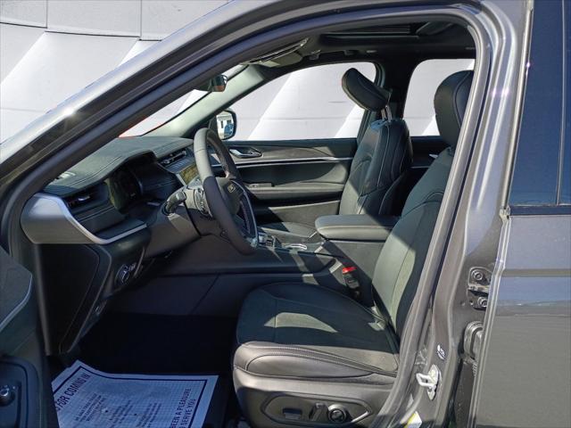 2026 Jeep Grand Cherokee Altitude 4x4