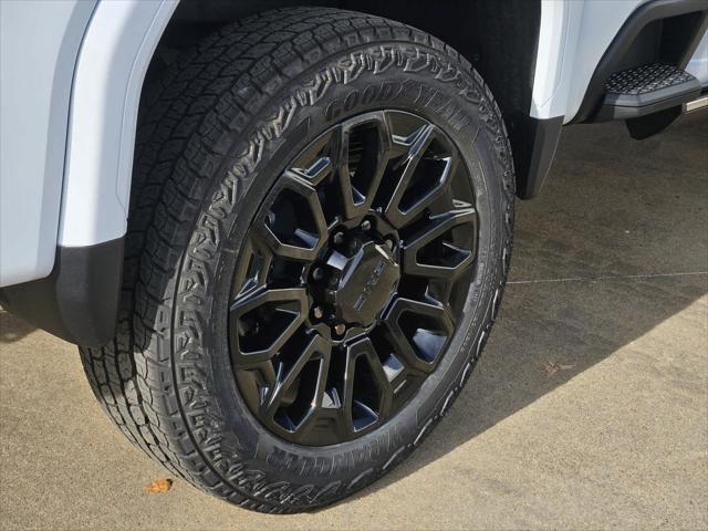 2026 GMC Sierra 2500HD Crew Cab, Standard Bed, Denali Ultimate, 4WD