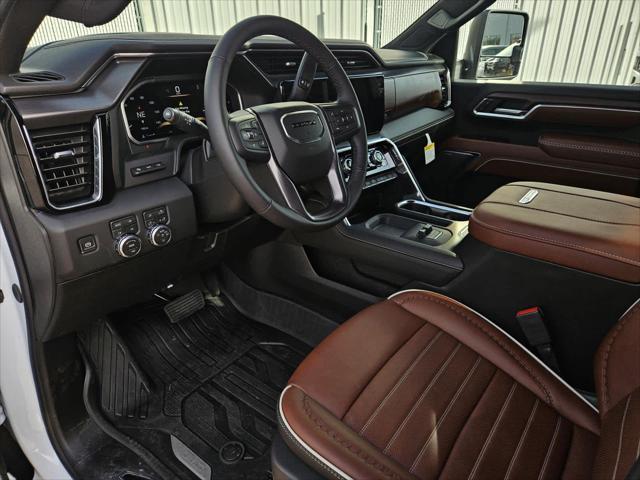 2026 GMC Sierra 2500HD Crew Cab, Standard Bed, Denali Ultimate, 4WD