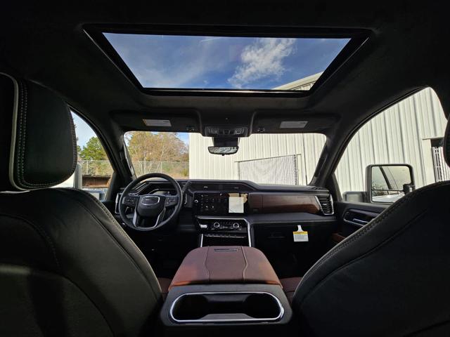 2026 GMC Sierra 2500HD Crew Cab, Standard Bed, Denali Ultimate, 4WD