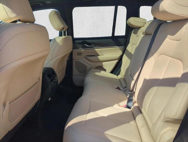 2026 Jeep Grand Cherokee Limited 4x2
