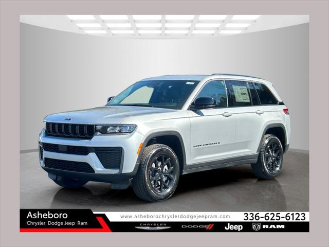2026 Jeep Grand Cherokee GRAND CHEROKEE LAREDO ALTITUDE 4X4