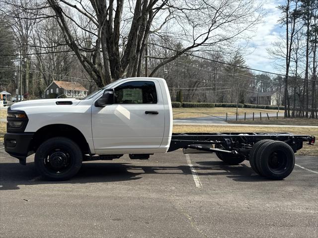 2026 RAM Ram 3500 Chassis Cab RAM 3500 TRADESMAN CHASSIS REGULAR CAB 4X4 84 CA