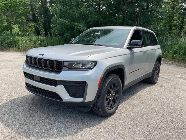 2026 Jeep Grand Cherokee GRAND CHEROKEE LAREDO ALTITUDE 4X4