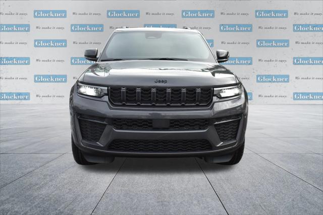 2026 Jeep Grand Cherokee GRAND CHEROKEE LAREDO ALTITUDE 4X4