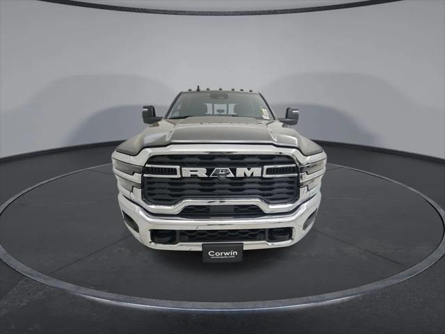 2026 Ram 2500 Tradesman Crew Cab 4x4 6'4" Box