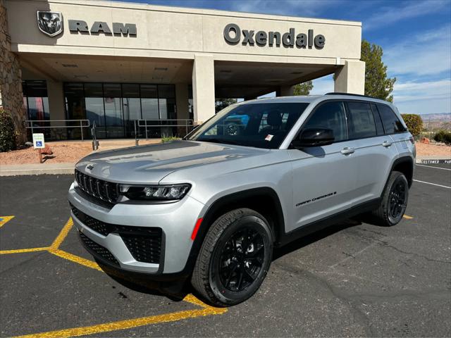2026 Jeep Grand Cherokee GRAND CHEROKEE LAREDO ALTITUDE 4X4
