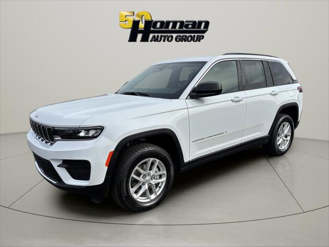 2026 Jeep Grand Cherokee GRAND CHEROKEE LAREDO X 4X4