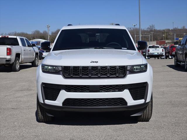 2026 Jeep Grand Cherokee GRAND CHEROKEE LAREDO ALTITUDE 4X2