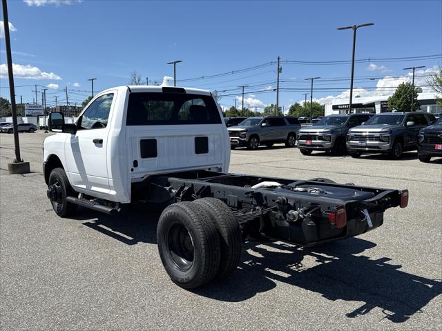 2026 Ram 3500 Chassis Cab Tradesman/Big Horn