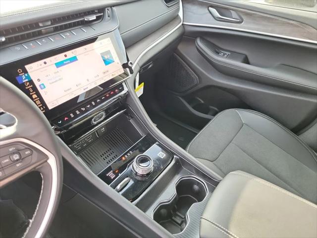2026 Jeep Grand Cherokee Altitude 4x4