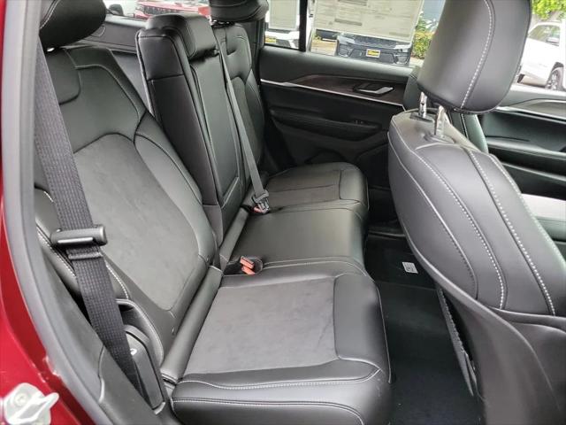 2026 Jeep Grand Cherokee Altitude 4x4