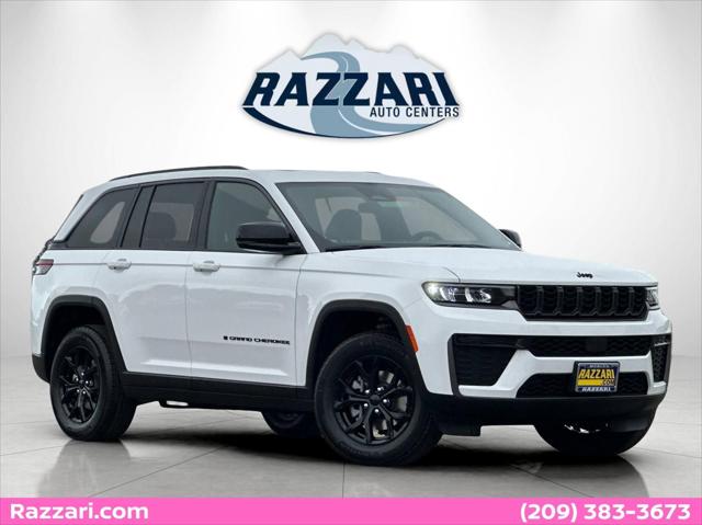 2026 Jeep Grand Cherokee Altitude 4x4 for sale in Merced, CA