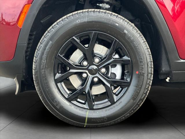 2026 Jeep Grand Cherokee Altitude 4x4