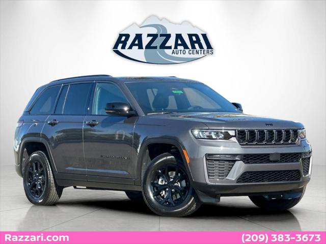 2026 Jeep Grand Cherokee Altitude 4x4 for sale in Merced, CA