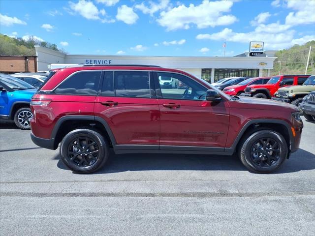2026 Jeep Grand Cherokee GRAND CHEROKEE LAREDO ALTITUDE 4X4