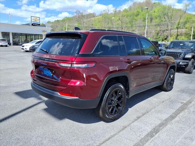 2026 Jeep Grand Cherokee GRAND CHEROKEE LAREDO ALTITUDE 4X4
