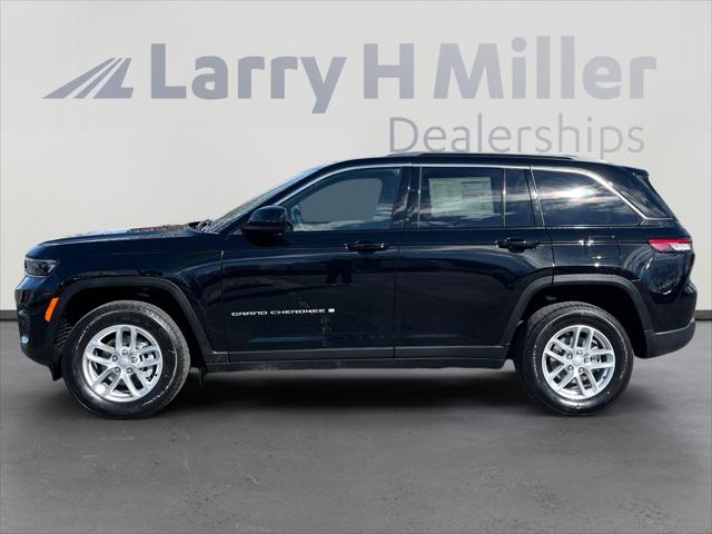 2026 Jeep Grand Cherokee GRAND CHEROKEE LAREDO X 4X4