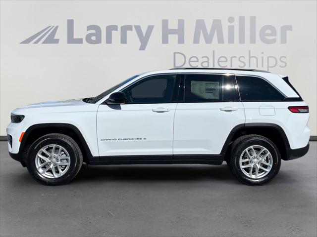 2026 Jeep Grand Cherokee GRAND CHEROKEE LAREDO X 4X4
