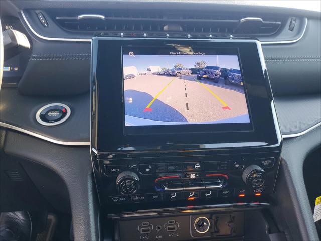 2026 Jeep Grand Cherokee Altitude 4x2
