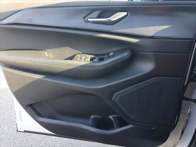 2026 Jeep Grand Cherokee Altitude 4x2