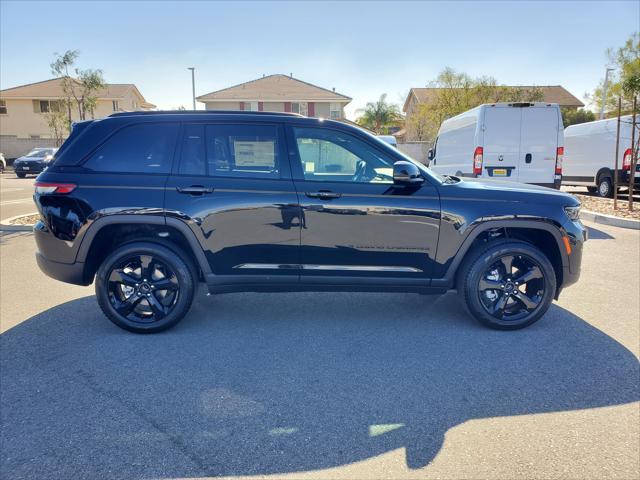 2026 Jeep Grand Cherokee GRAND CHEROKEE LAREDO ALTITUDE 4X4