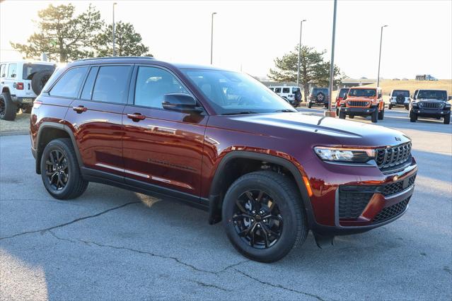 2026 Jeep Grand Cherokee GRAND CHEROKEE LAREDO ALTITUDE 4X2