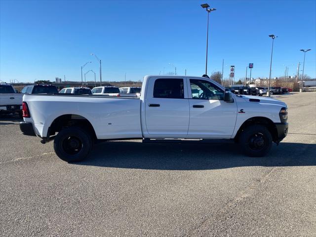 2026 Ram 3500 Tradesman Crew Cab 4x4 8' Box