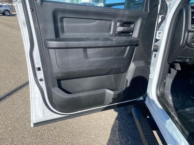 2026 Ram 3500 Tradesman Crew Cab 4x4 8' Box
