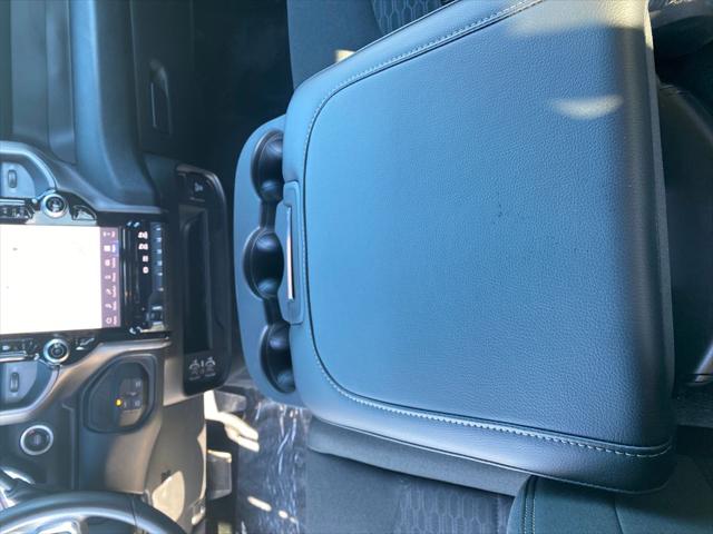 2026 Ram 3500 Tradesman Crew Cab 4x4 8' Box
