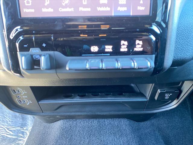 2026 Ram 3500 Tradesman Crew Cab 4x4 8' Box