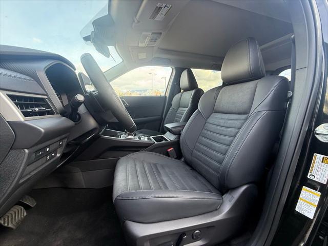 2025 Mitsubishi Outlander PHEV SE S-AWC