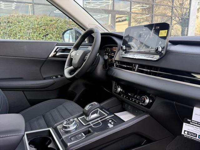 2025 Mitsubishi Outlander PHEV SE S-AWC