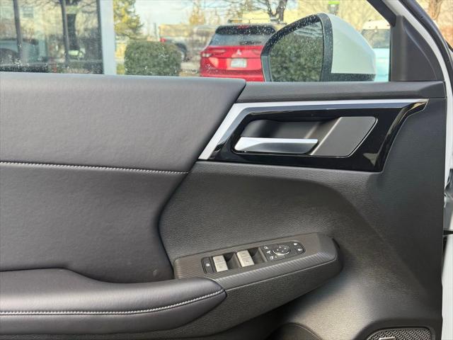 2026 Mitsubishi Outlander SE 1.5T S-AWC
