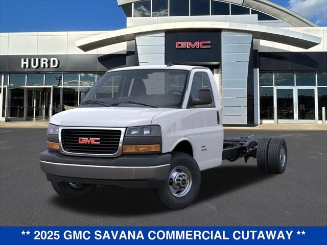 2025 GMC Savana Cutaway 4500 Van