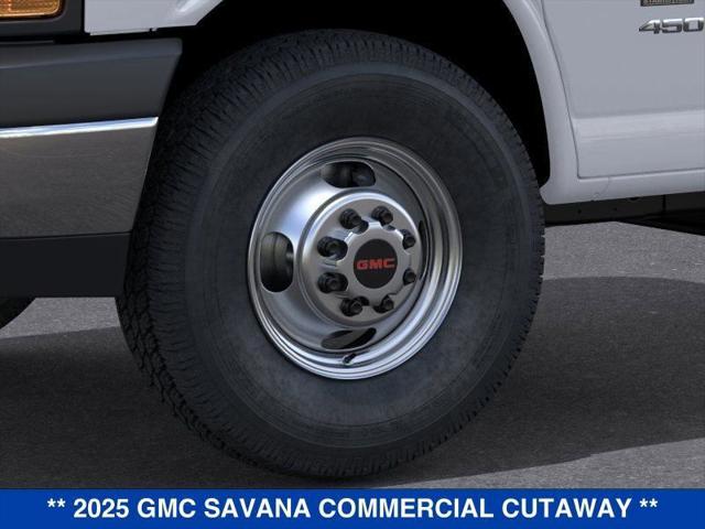 2025 GMC Savana Cutaway 4500 Van