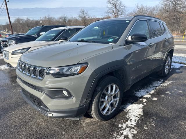 2023 Jeep Compass Latitude Lux FWD 2023 Jeep Compass Latitude Lux FWD