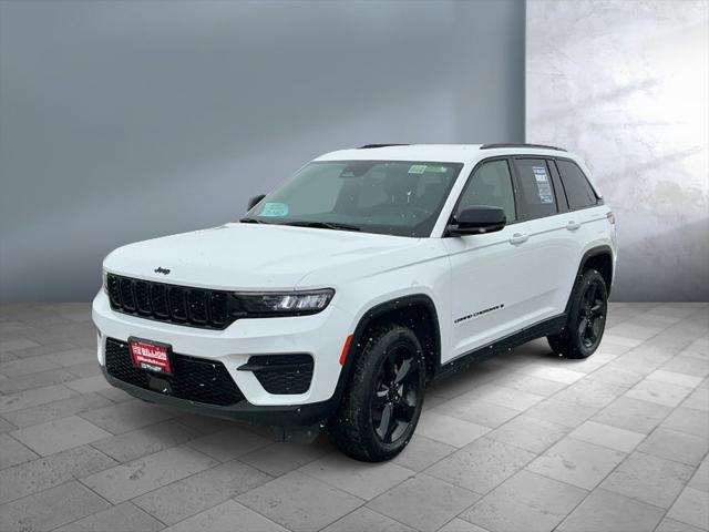 2023 Jeep Grand Cherokee Altitude 4x4